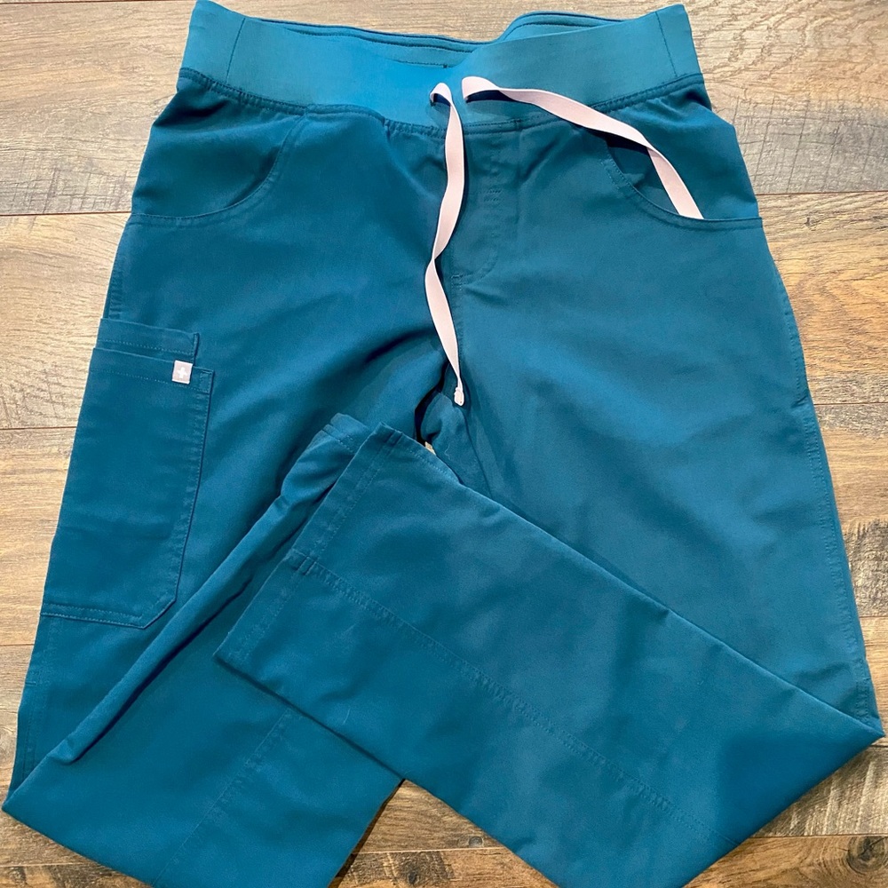Women’s Figs Scrub Bottoms